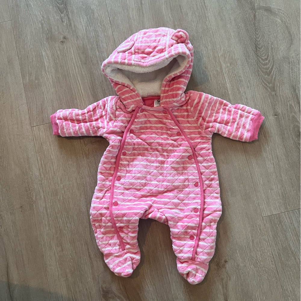 Nordstrom baby girls newborn pram size newborn